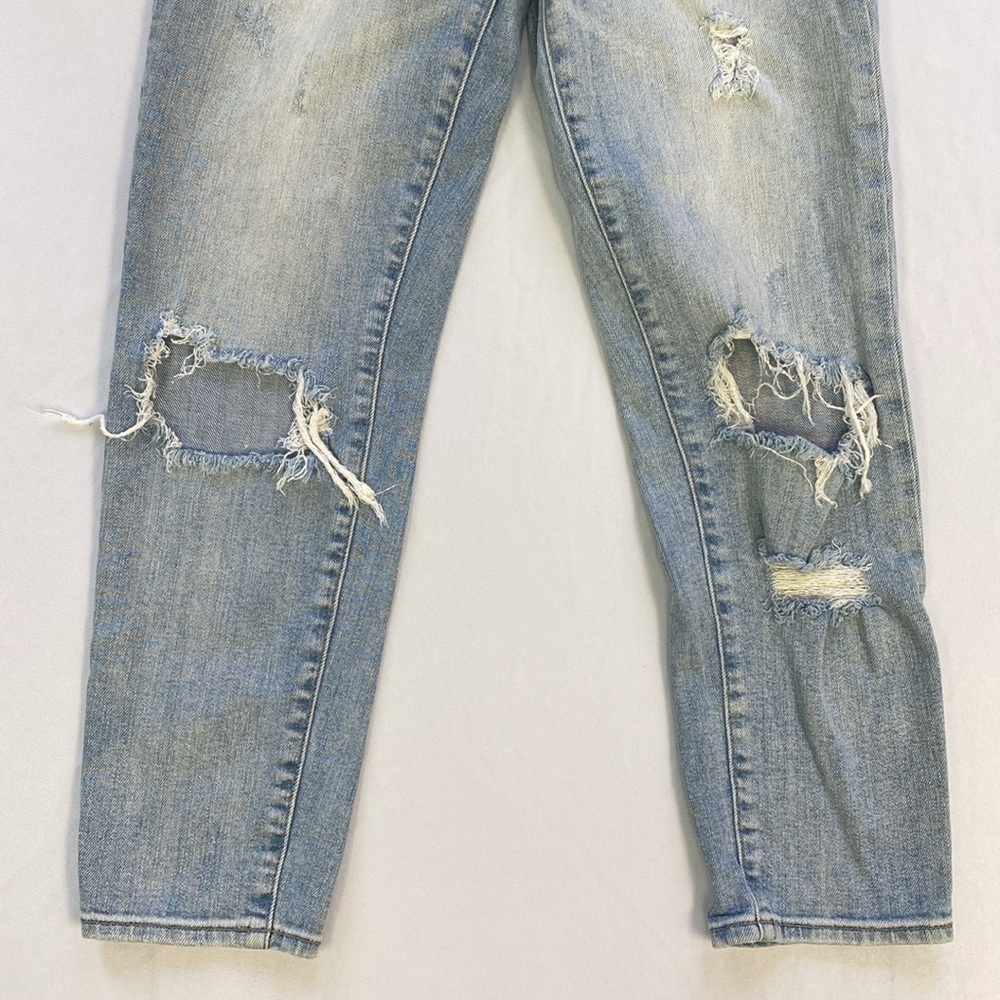 Willow & Root Buckle High Rise Mom Fit Distressed Jeans Women’s Size 24 - Picture 2 of 15